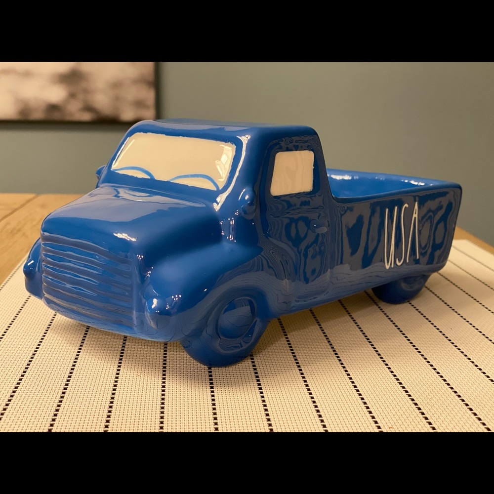 Rae Dunn USA truck